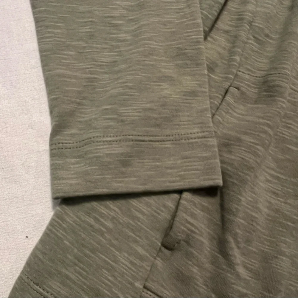 - J. Jill cotton blend pullover sweatshirt kangaroo pockets. - Picture 4 of 14